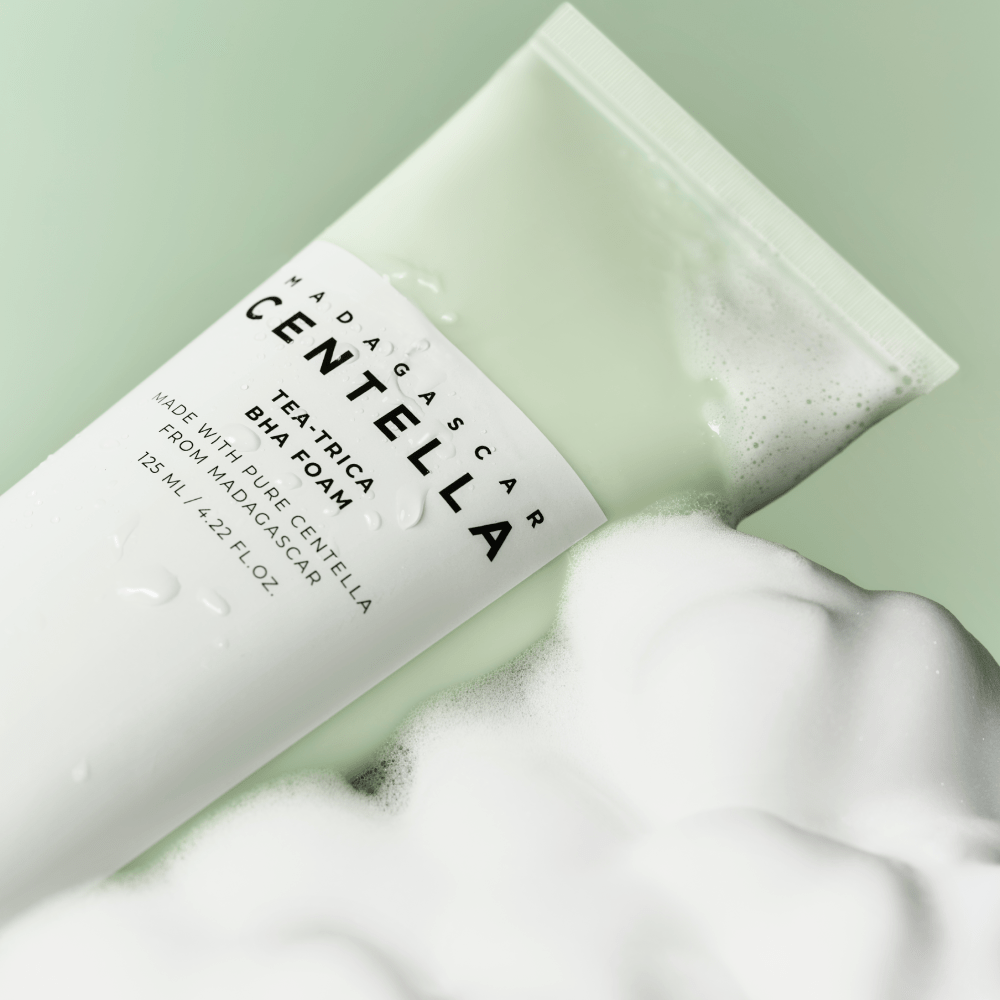 Skin1004 TEA-TRICA BHA Foam Cleanser