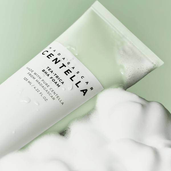 Skin1004 TEA-TRICA BHA Foam Cleanser